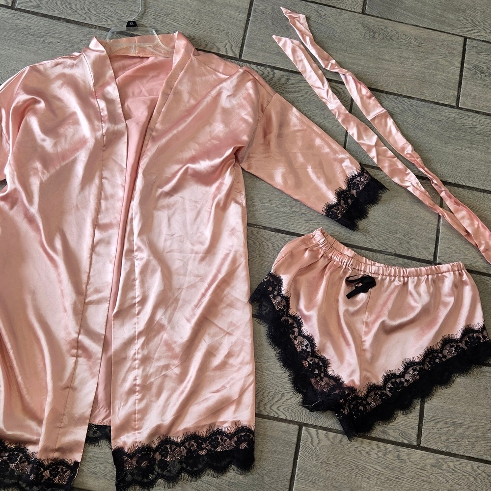 SHEIN‎ Pink Satin Robe and Shorts Set Black Lace Trim Sleepwear Womens XL